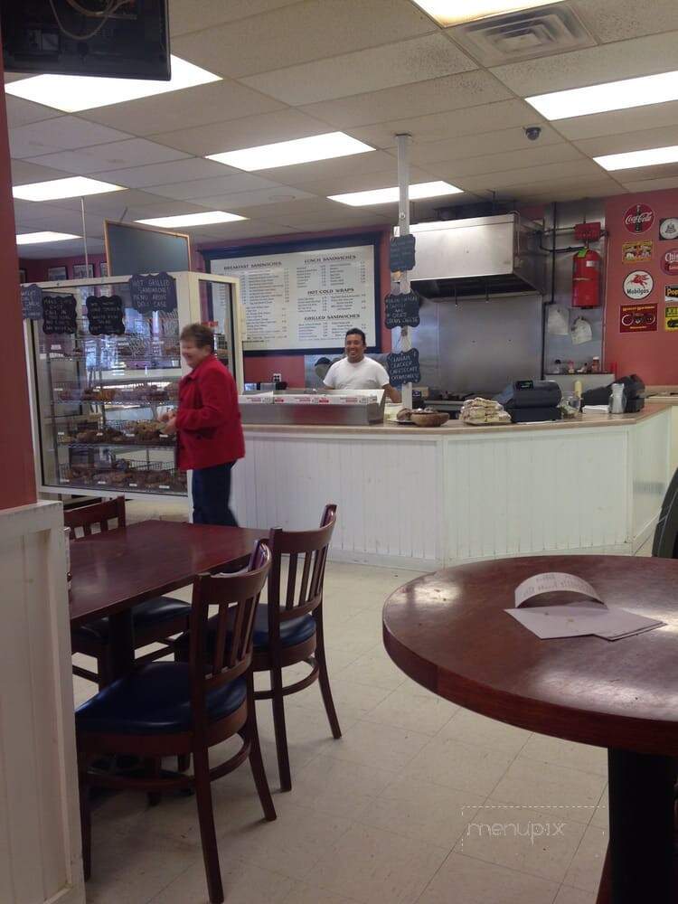 C & D Old World Bagels - Warwick, NY