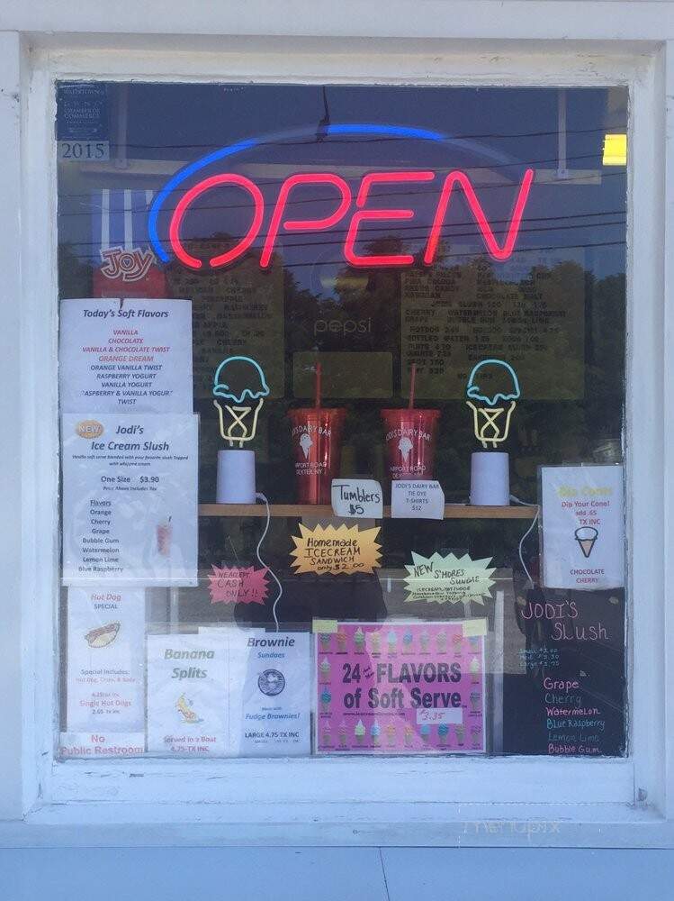 Jodi's Dairy Bar - Brownville, NY